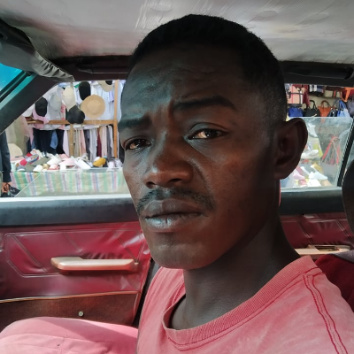 Taxi Finder Madagascar, Chauffeur RAKOTOELISON Albert Florent, 6500 TS