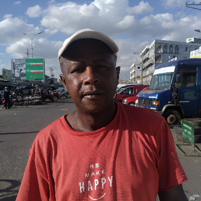 Taxi Finder Madagascar, Chauffeur RAVELONJANAHARY Solo Heriniaina, 2272 TH