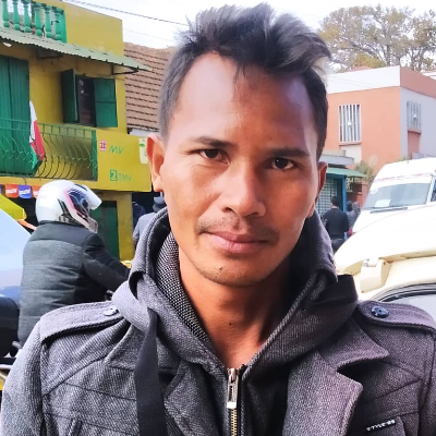Taxi Finder Madagascar, Chauffeur RASOLOHERY Andry Fanantenana, 0688 TR