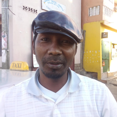 Taxi Finder Madagascar, Chauffeur RAZAFIMANDIMBISON Mananatse Basile, 9886 FE