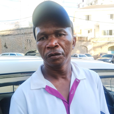 Taxi Finder Madagascar, Chauffeur RANDRIANARISOA Rolland Jean Robert, 5158 TV