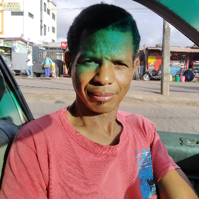 Taxi Finder Madagascar, Chauffeur RANDRIAMIHAJA Michel, 3457 TN