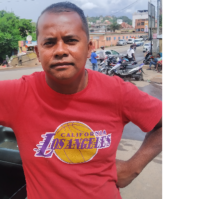 Taxi Finder Madagascar, Chauffeur ANDRIANAVALONA Andry, 8157 TM