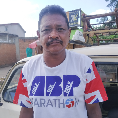Taxi Finder Madagascar, Chauffeur RASOLOFONIRINA Andrianarijaona Olivier, 0162 TAA