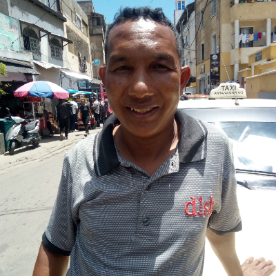 Taxi Finder Madagascar, Chauffeur RASAMOELINA José, 4052 TP