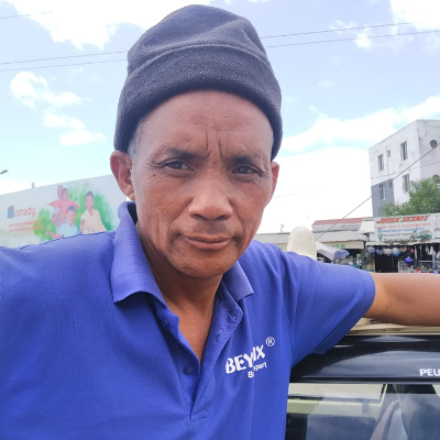 Taxi Finder Madagascar, Chauffeur RAHARISON RANDRIANIAINA, 9568 TK