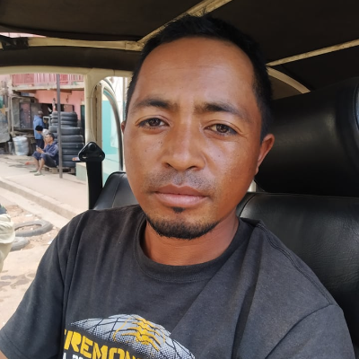 Taxi Finder Madagascar, Chauffeur RAVELOARIJAONA Zico, 7882 TAA