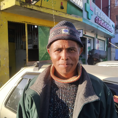 Taxi Finder Madagascar, Chauffeur RAKOTOMALALA Jean Chrysostome, 8398 TV