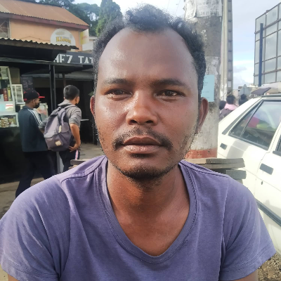 Taxi Finder Madagascar, Chauffeur RAVELONJATOVO Tantelinirina, 0646 TAE