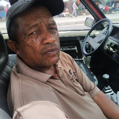 Taxi Finder Madagascar, Chauffeur RAKOTOARIMANANA Samy, 5679 TAE