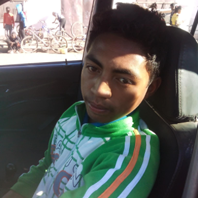 Taxi Finder Madagascar, Chauffeur RANDRIANANDRASANA Solofoniaina Olivier, 8535 FE