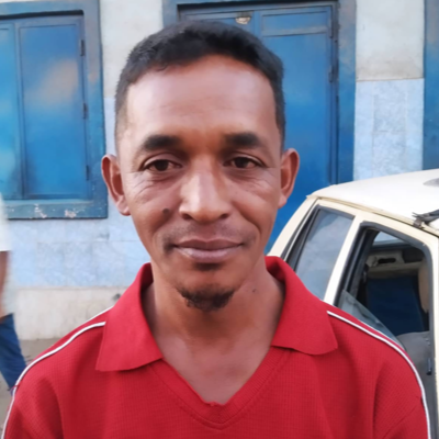 Taxi Finder Madagascar, Chauffeur RANAIVOMANANA Robin, 2217 TAD