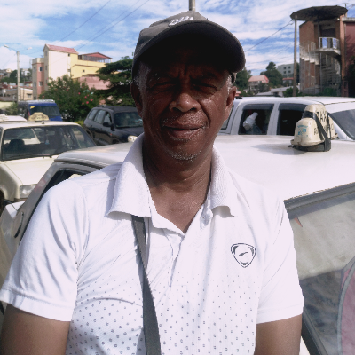 Taxi Finder Madagascar, Chauffeur RANAIVOSON Patrick, 4432 TL