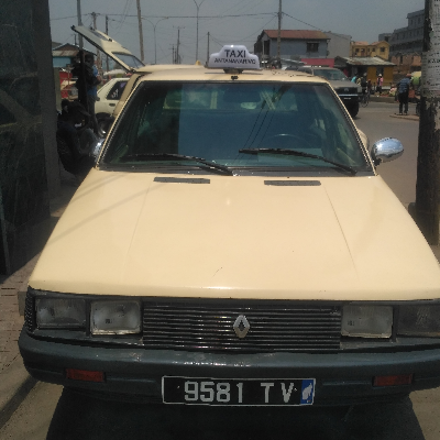 Taxi Finder Madagascar, Chauffeur Solofo Nirina, 9581 TV