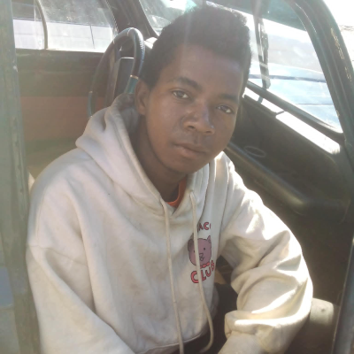 Taxi Finder Madagascar, Chauffeur RAMAMPISOA Falimanana, 0729 FD