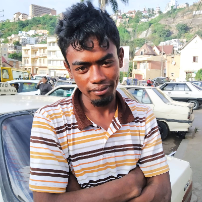 Taxi Finder Madagascar, Chauffeur RANDRIAMIHARY Lantonirina Jocelyn Lovasoa, 3975 TR