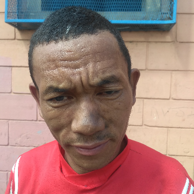Taxi Finder Madagascar, Chauffeur Randriamisaina Pascal, 8569 TAN