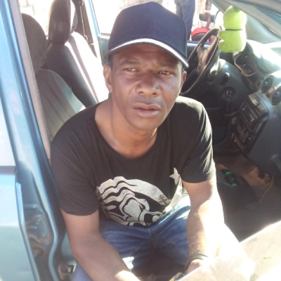 Taxi Finder Madagascar, Chauffeur RAKOTONDRAVONY Pascal, 5761 FE