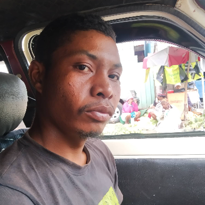 Taxi Finder Madagascar, Chauffeur RAKOTONIAINA Jean Odilon, 8704 TAB