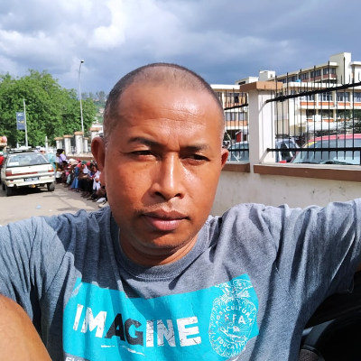 Taxi Finder Madagascar, Chauffeur RANDRIAPARANY Rivo Jean Augustin, 5936 TAR