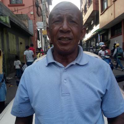 Taxi Finder Madagascar, Chauffeur RAMAROSONA Moise, 5055 TS