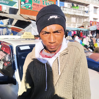 Taxi Finder Madagascar, Chauffeur RAKOTOARISOA Lazare Toky, 1008 TAA