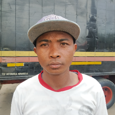 Taxi Finder Madagascar, Chauffeur RAKOTOARIMANANA Jean Bruto, 1096 TAB
