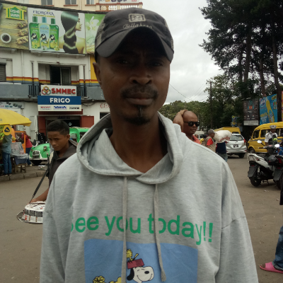 Taxi Finder Madagascar, Chauffeur RAKOTONIAINA Hoby Narindra, 8131 TBD