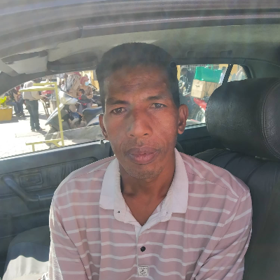 Taxi Finder Madagascar, Chauffeur RANDRIANIAINA Gervais, 0165 TAR