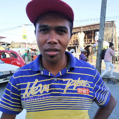 Taxi Finder Madagascar, Chauffeur RAKOTOARISOA Noé, 1766 TAG