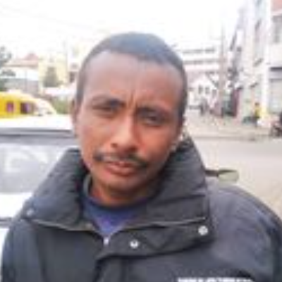 Taxi Finder Madagascar, Chauffeur RAKOTOSON Hermann, 4023 TU