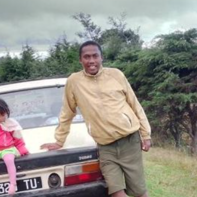 Taxi Finder Madagascar, Chauffeur RAMAROSON Tojo, 2325TU
