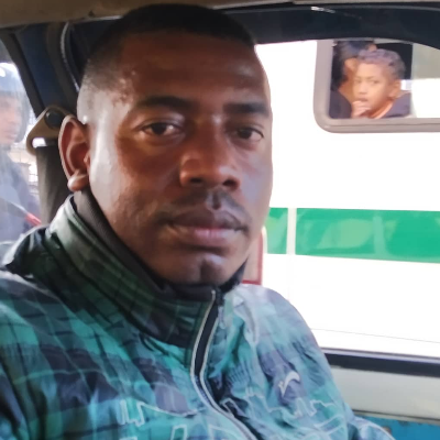 Taxi Finder Madagascar, Chauffeur RAKOTOARISON Mamy Ernest, 3607 TBJ