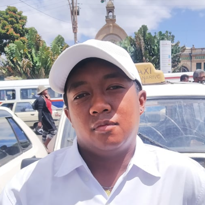 Taxi Finder Madagascar, Chauffeur RANAIVOARISOA Jean Eric, 0574 TL