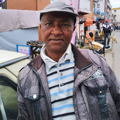 Taxi Finder Madagascar, Chauffeur RAKOTOBE Samuel, 1878 TAC